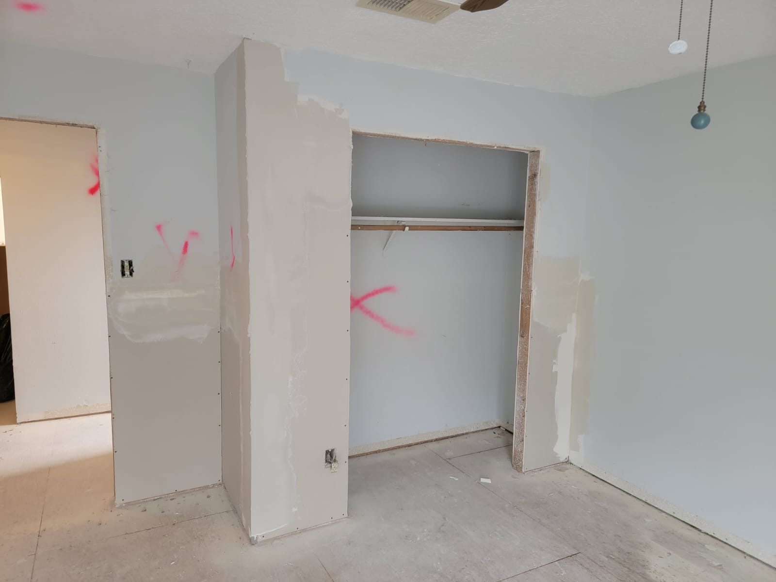 Drywall Installation after Flood Damage in Houston, TX