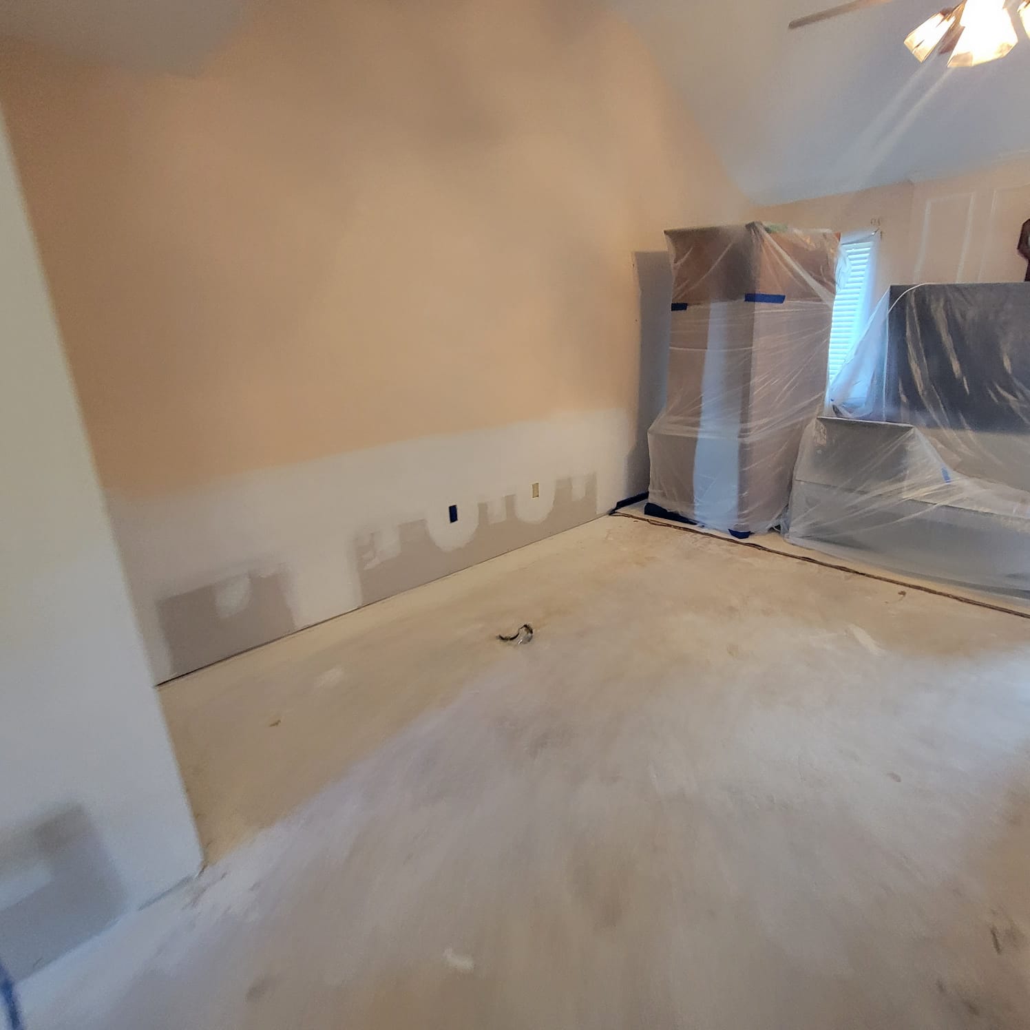 Rebuilding process after a water leak in Houston, TX